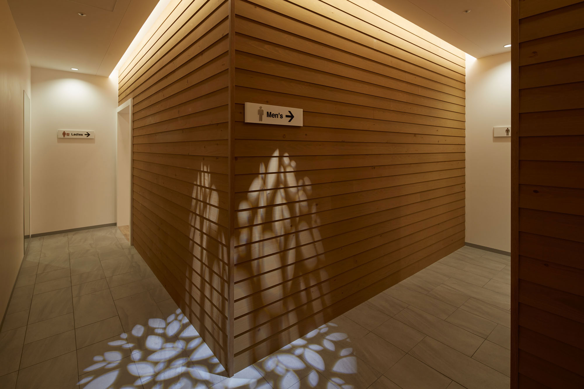 PARCO2 Sendai Toilet / nf.Design co.,ltd. | Nakahara・Fukushima